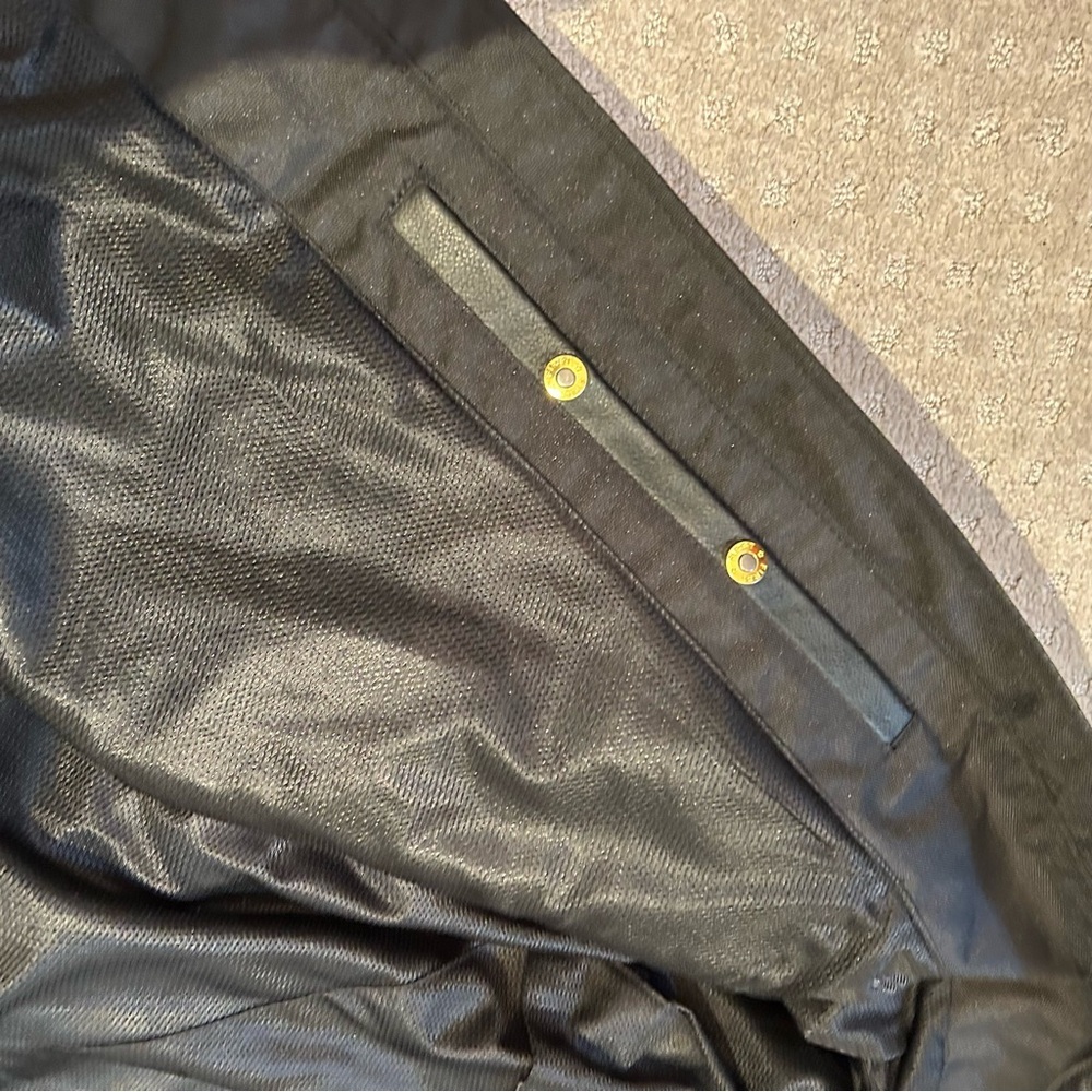 First riding. Gear Men's Black Leather motorcycle Jacket. Silver zippers. New! - Picture 6 of 14